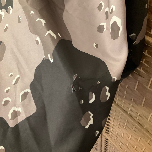 LRG Camo Windbreaker Jacket - Picture 14 of 14